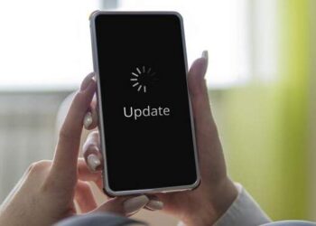 Pakar Prediksi Smartphone Punah Tahun 2030