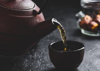 Sederet Manfaat Teh Hitam Pahit Tanpa Gula untuk Tubuh