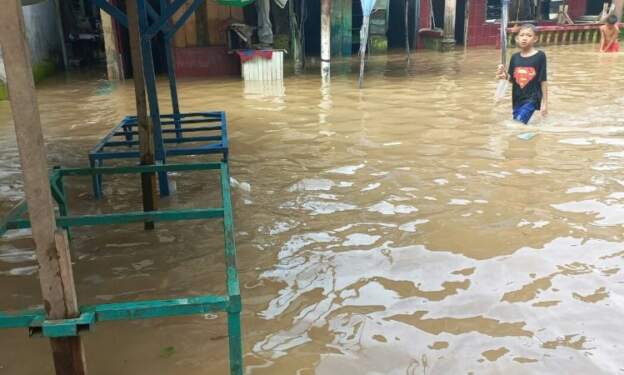 Foto: Kampung Aur, Kecamatan Medan Maimun, Medan, terendam banjir.