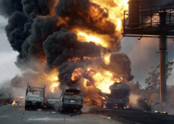 Truk Tanki BBM Meledak, 140 Orang Tewas