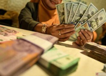 Rupiah Mogok, Harga Emas Naik