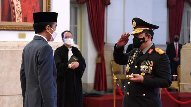 Foto: Pemberian medali kehormatan Loka Praja Samrakshan untuk Presiden Jokowi akan dilakukan di saat apel pasukan keamanan di Mako Brimob pada Senin (14/10).