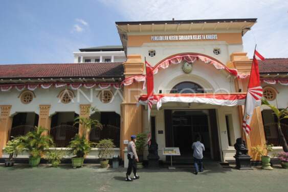 Foto: Pengadilan Negeri Surabaya.