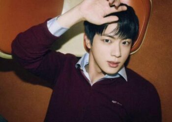 Jin BTS Dominasi Tangga Lagu iTunes