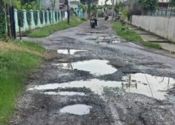 Jalan di Marelan Rusak Parah, Warga Mengeluh