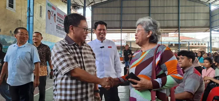Foto: Politisi PDI Perjuangan dr Sofyan Tan menyebutkan Prof dr Ridha Dharmajaya adalah dokter yang akan melanjutkan cita-citanya yang 'dibegal' 24 tahun lalu.(Istimewa)