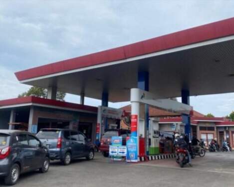 Foto: Penjualan BBM di SPBU Pertamina.