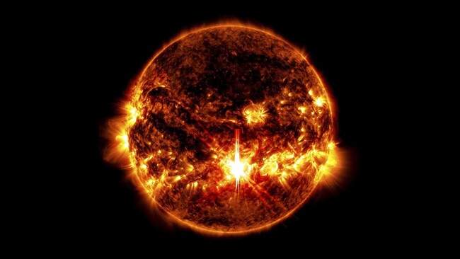 Foto: Solar Dynamics Observatory NASA menangkap gambar suar matahari X9.05 pada Kamis, 3 Oktober 2024.