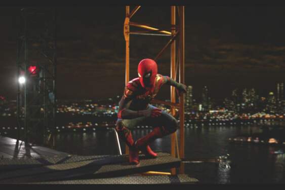 Foto: Tom Holland kembali di "Spider-Man 4".