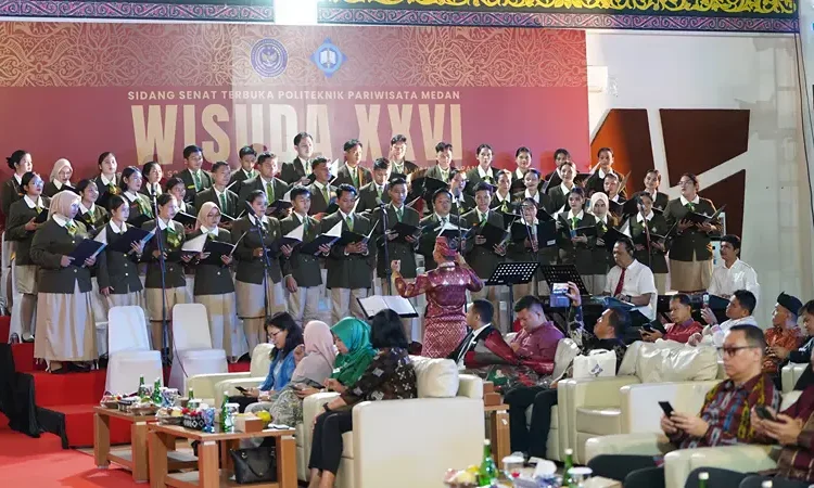Foto: Poltekpar Medan menghasilkan 444 lulusan alumni atau Sumber Daya Manusia (SDM) yang diwisuda di Dome Serbaguna Poltekpar Medan pada tanggal 9 Oktober 2024.(Dok:Poltekpar Medan)