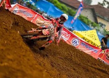 Foto: Melaju Kencang Selepas Cidera, Crosser Honda Raih Dua Podium Pada Final Kejurnas Motocross 3