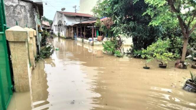 Foto: Banjir parah di Medan Helvetia.