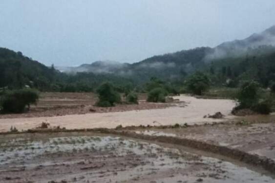 Bencana banjir yang terjadi di Kabupaten Sijunjung. 