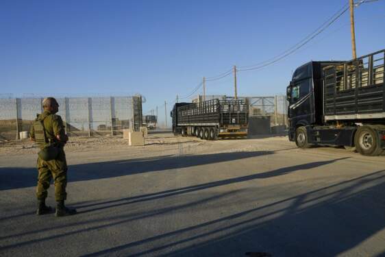 Foto: Truk-truk pengangkut bantuan ke Gaza.