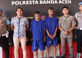 Selipkan Sabu di Sandal, 2 Pria Aceh Ditangkap di Bandara