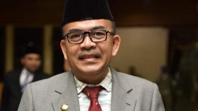 Foto: Mantan Kepala Dinas Pendidikan (Kadisdik) Aceh Rachmat Fitri.