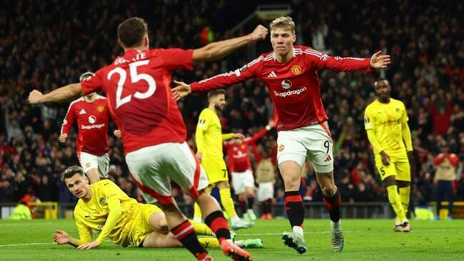 Foto: Rasmus Hojlund membawa Manchester United menang atas Bodo/Glimt.