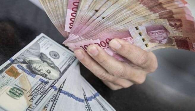 Nilai tukar rupiah dibuka di posisi Rp15.840 per dolar AS di perdagangan pasar spot pada Kamis (14/11) pagi.
