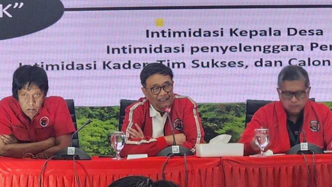 Foto: PDIP gelar konferensi pers tanggapi hasil Pilkada 2024.