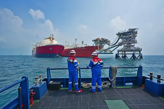 Foto: FSRU Lampung menjadi fasilitas regasifikasi LNG yang dioptimalkan PGN dalam Penyediaan LNG khususnya bagi pelanggan industri.(Dok:PGN)