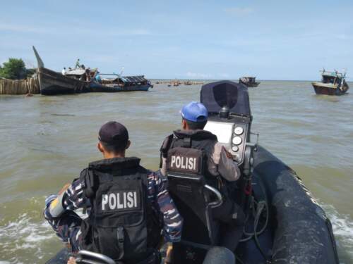 Foto: Pencarian korban tenggelam.