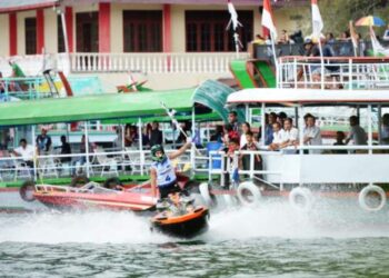 Penonton Jetski Simalungun Cup 2024 Membeludak 