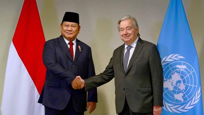 Foto: Presiden Prabowo Subianto bertemu Sekjen PBB António Guterres di sela rangkaian KTT G20 di Rio de Janeiro, Brasil.