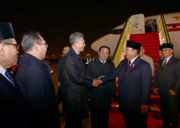 Kunjungan Perdana ke LN, Presiden Prabowo Tiba di Beijing