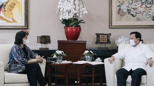 Presiden Prabowo Subianto dan Sri Mulyani.