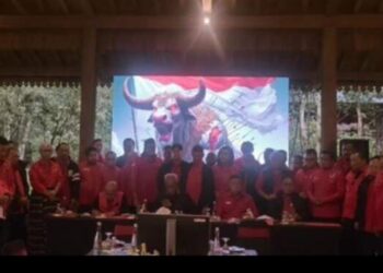 PDIP Resmi Pecat Jokowi, Gibran dan Bobby Nasution