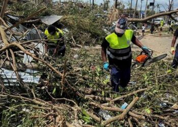 Prancis Dihantam Badai Siklon Chido, Ribuan Jiwa Terdampak