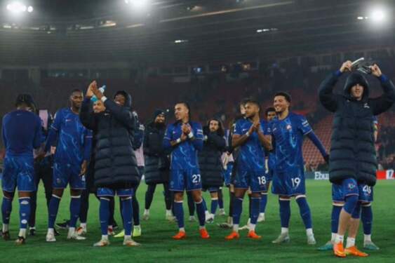 Foto: Drama tujuh gol warnai kemenangan dramatis atas Tottenham.
