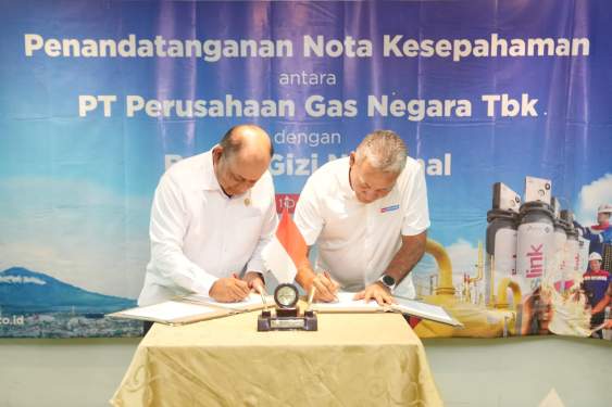 Foto: Penandatanganan Nota Kesepahaman kerja sama penyediaan gas bumi untuk Program Makan Bergizi Gratis oleh Kepala Badan Gizi Nasional Dadan Hindayana dan Direktur Utama PGN Arief Setiawan Handoko yang berlaku mulai 2 Desember 2024.(Dok:PGN)