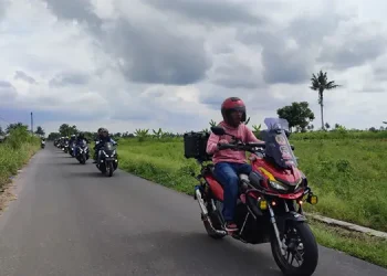 Foto: Komunitas Motor Keluhkan Kenaikan Opsen Pajak Kendaraan Bermotor 6