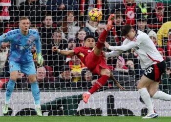 Liga Inggris: Liverpool Tertahan, Arsenal Gagal Merapat