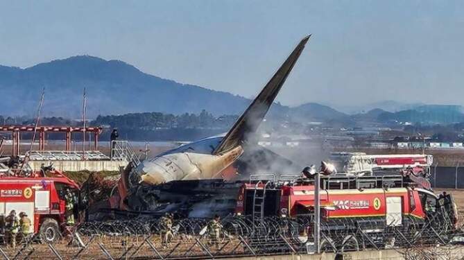 Foto: Kecelakaan pesawat Jeju Air.