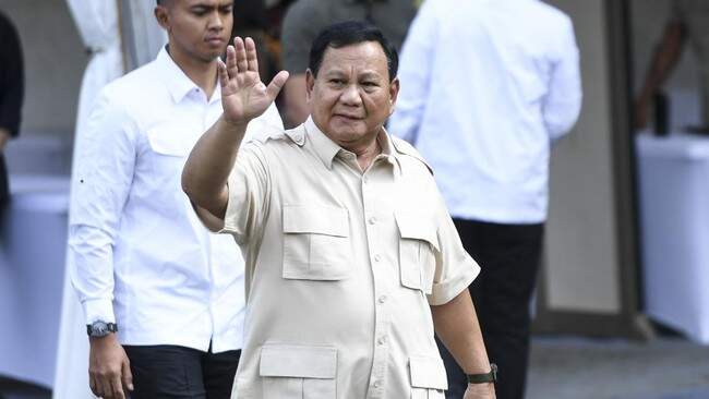 Foto: Sejumlah kalangan bersuara terkait wacana Prabowo mengevaluasi sistem Pilkada langsung.