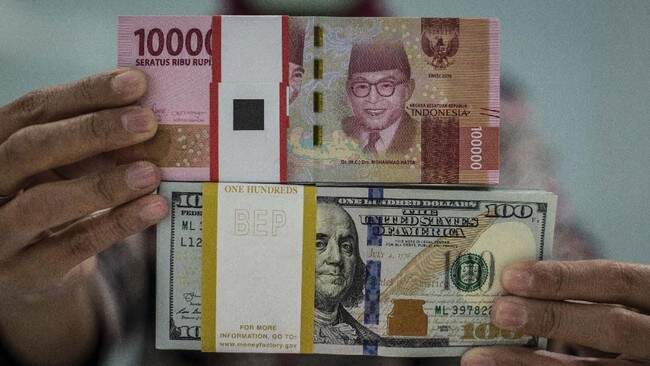 Foto: Nilai tukar rupiah melemah 0,18 persen ke Rp15.899 per dolar AS di perdagangan pasar spot pada Rabu (11/12) pagi.