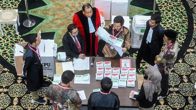 Perludem mencatat terdapat 312 permohonan sengketa hasil pemilihan gubernur, bupati, dan wali kota atau sengketa Pilkada 2024 yang masuk ke MK.