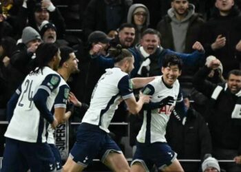 Piala Liga: Tottenham Tumbangkan MU!