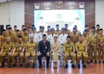 Bobby Nasution Lantik 54 Pejabat Pemko Medan