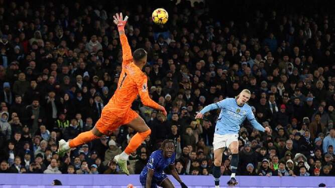 Foto: Manchester City masuk empat besar usai menang 3-1 lawan Chelsea.
