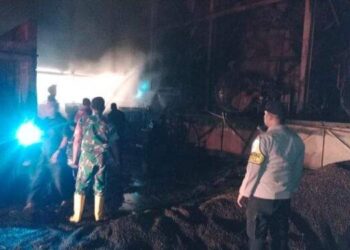 Perusahaan Kelapa Sawit di Aceh Timur Terbakar