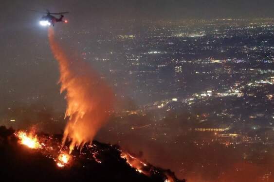 Foto: Kebakaran hutan di Los Angeles, Amerika Serikat
