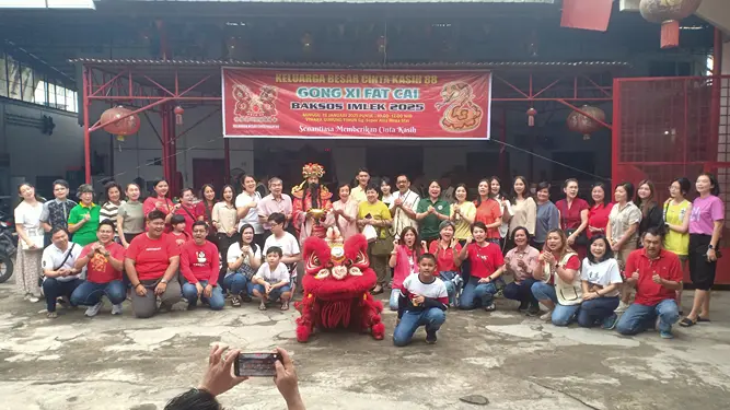 Foto: Sambut Imlek, Keluarga Besar Cinta Kasih 88 Salurkan 160 Paket Sembako 4
