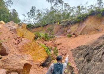 Longsor, 7 Desa di Toba Terisolasi