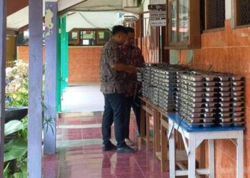 Puluhan Anak Keracunan Makan Bergizi Gratis, Istana Buka Suara