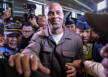Pelatih Baru Timnas Patrick Kluivert Tiba di Indonesia