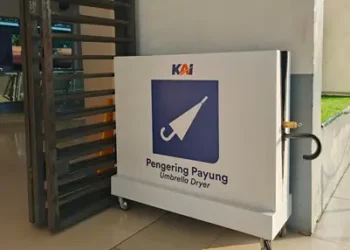 Foto: KAI Divre I Sumut Sediakan Pengering Payung Bagi Penumpang KA 5