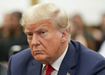 Mulai Februari, Trump Kenakan Tarif 10 Persen Barang Tiongkok